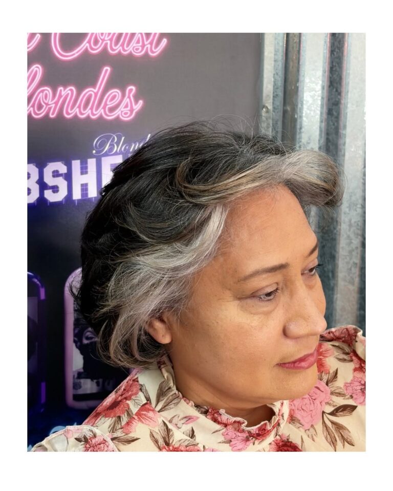 Nolas Salon
